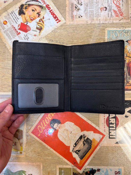 Lewis N. Clark RFID Hidden Travel Wallet – Lieber's Luggage