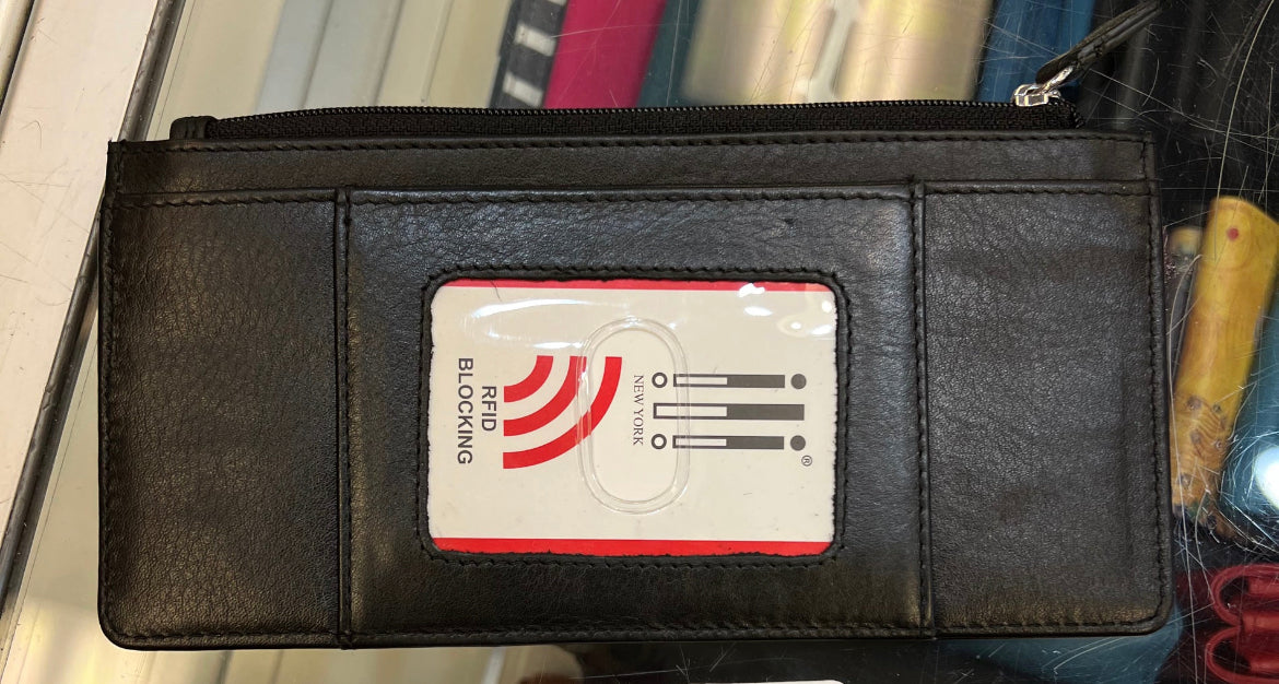 ili New York Credit Card Leather Wallet (Black)