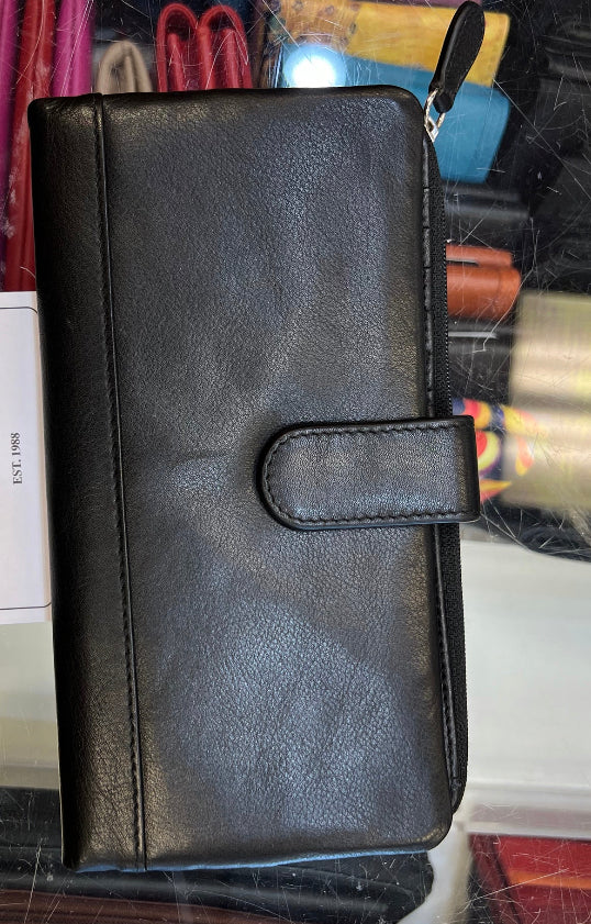 ili New York RFID Smartphone Leather Wallet